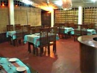 Dhikuli Corbett Treff酒店 外观 照片